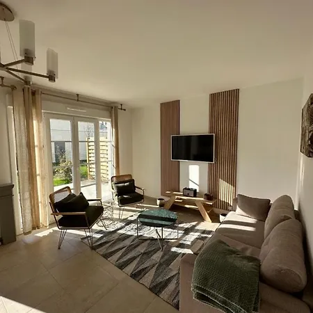 Vakantiehuis Disneyland Paris, Vallee Village ,paris , Villa, Garden , Syline Home, 120 M2