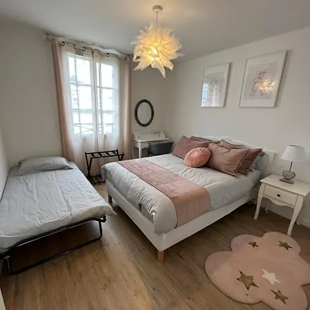 Disneyland Paris, Vallee Village ,paris , Villa, Garden , Syline Home, 120 M2 *