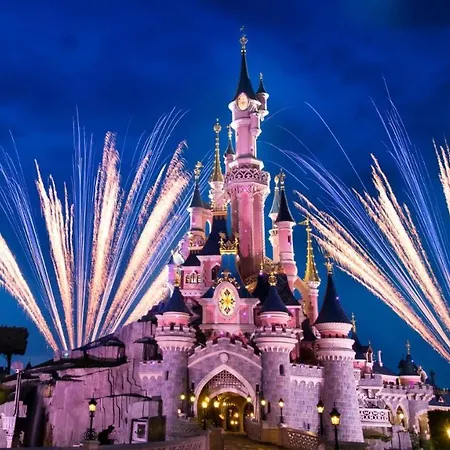 Vakantiehuis Disneyland Paris, Vallee Village ,paris , Villa, Garden , Syline Home, 120 M2 *